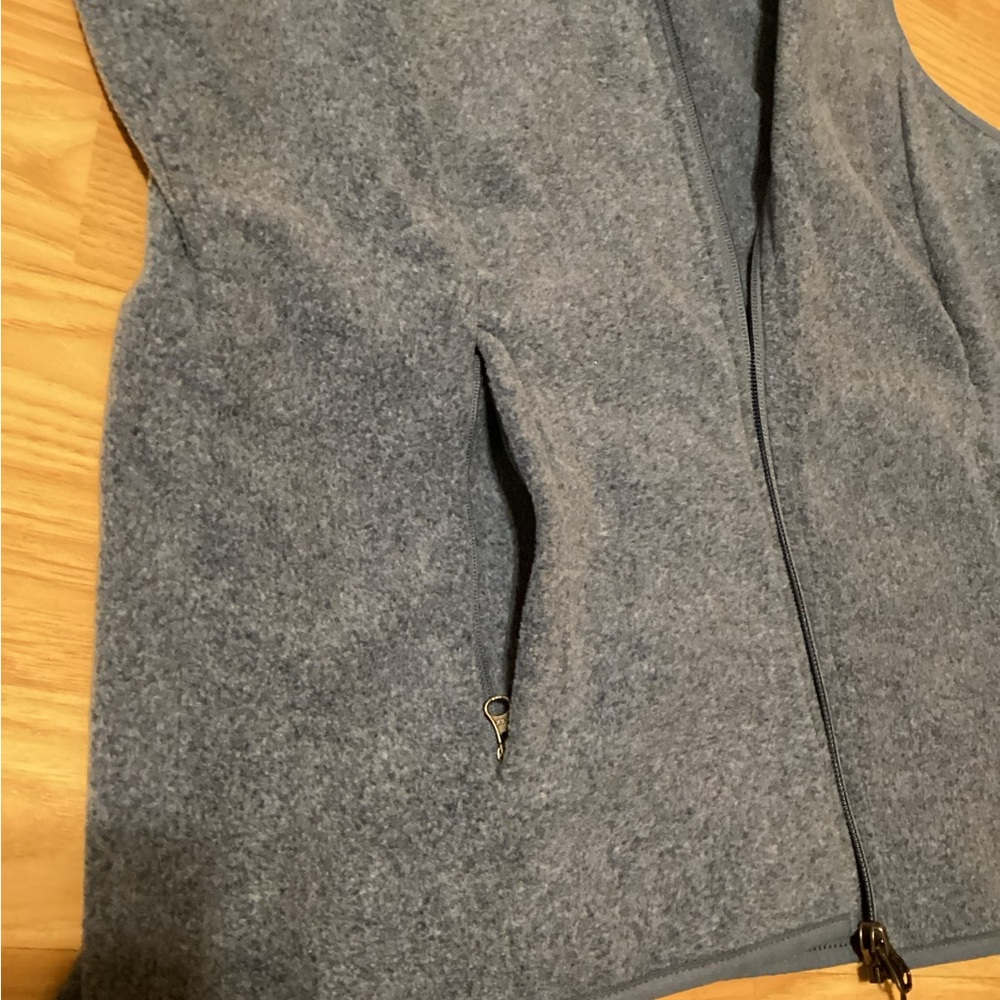 Amazon Essentials Vest - Picture 6 of 7
